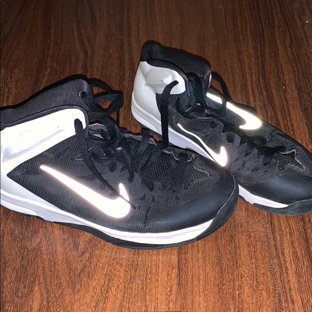 Kids shoes